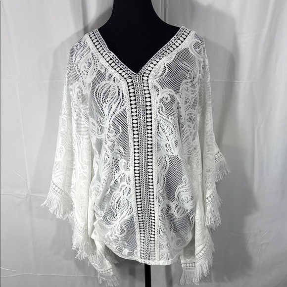 Lilly Pulitzer White Lace Coverup Resort White Jellyfish Top Size XS - Picture 1 of 7
